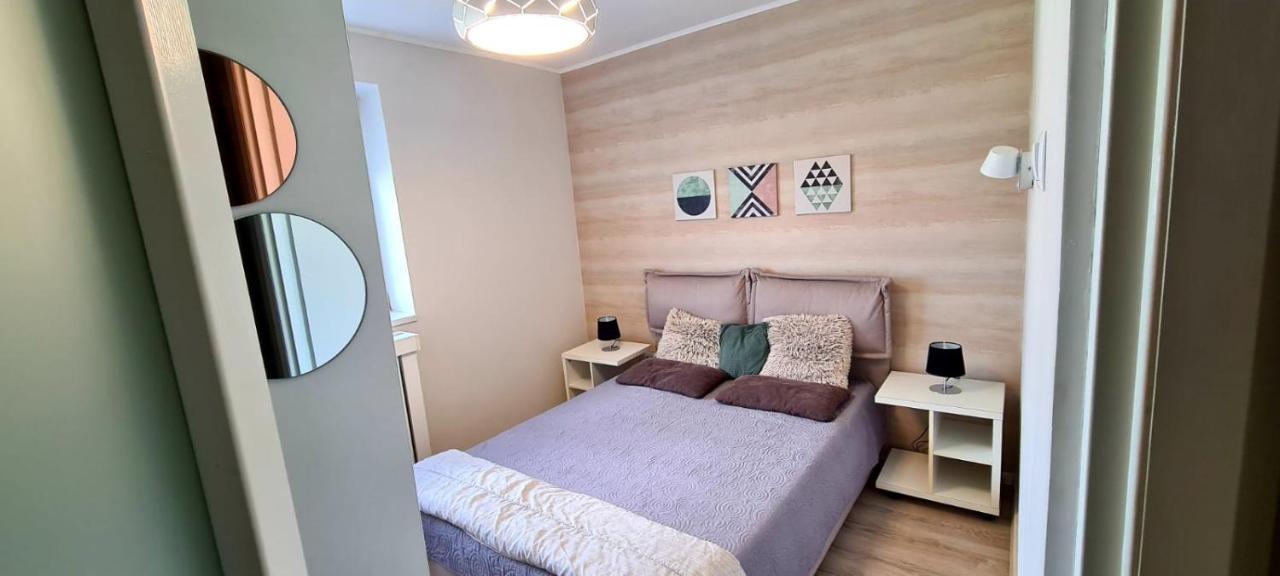 2 Rooms A&B Center Panorama Iasi Exterior foto